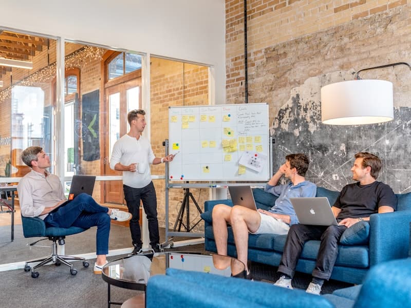 How to Create a Pitch Deck That Gets Funded: The Ultimate Guide